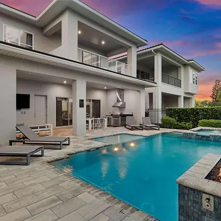 The Luxe Sanctuary-Tb027 Villa